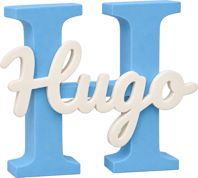 Letra H azul cielo con el nombre Hugo
